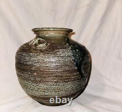 Vintage Studio Hand Thrown Japanese Pottery of Shigaraki Vase