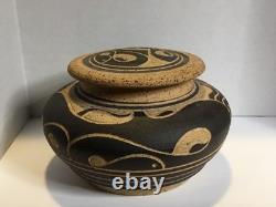 Vintage Studio Pottery 1982 Charles Smith Alabama Potter Bowl Lid Pot