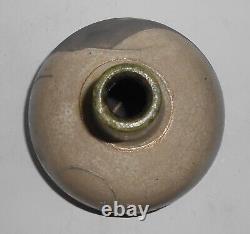 Vintage Studio Pottery Bulbous Vase Alligator Gar