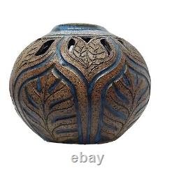 Vintage Susan Brown Freeman Pottery Studio Vase Carved Beautiful