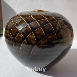 Vintage Tom Turner Studio Art Pottery Porcelain Vase Pot Flaw 1970s