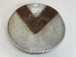 Vintage Walker Studio Pottery Ceramic Bowl Geometric Carved Earth Tone Glaze 10