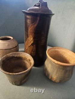 Vintage studio art pottery vase Zowrichi signed