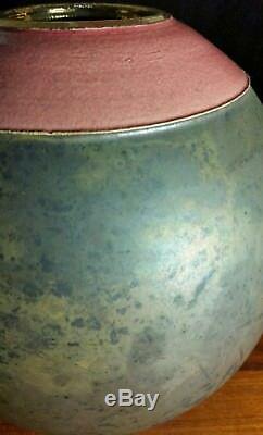 Vtg 1991 studio art pottery coppery raku vase gold lip rim pink signed NB NR NZ