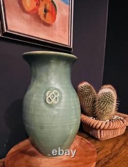 Vtg 1995 Ben Owen III Dogwood Vase 10 Patina Green Glaze Signed Early Work