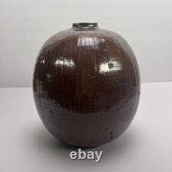 Vtg John McDowell Studio Pottery Vase 9in