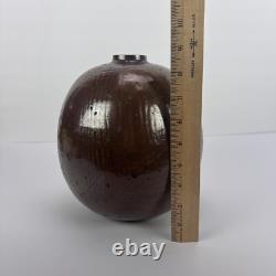 Vtg John McDowell Studio Pottery Vase 9in