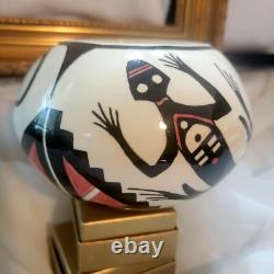 Vtg Native Style Pottery Pot Signed by Coy Quackenbush NC Artist Hand Painted