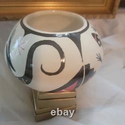 Vtg Native Style Pottery Pot Signed by Coy Quackenbush NC Artist Hand Painted