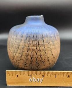 Vtg Tom Krueger Studio Art Pottery Vase Signed Iridescent Gold Blue Raku 6T'95