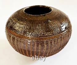Wayne Chapman San Diego Allied Craftsmen Vase Studio Pottery Japanese Ikebana