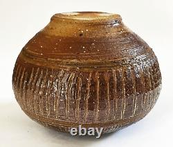 Wayne Chapman San Diego Allied Craftsmen Vase Studio Pottery Japanese Ikebana